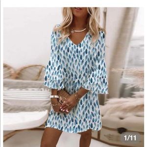 Blue Rainwater Drops ¾ Sleeve Mini Dress